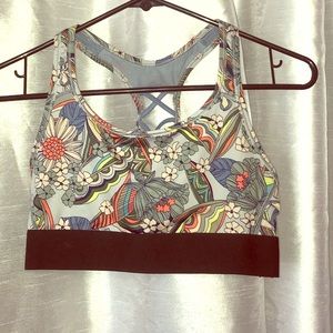 Victoria Sport lightweight sports bra